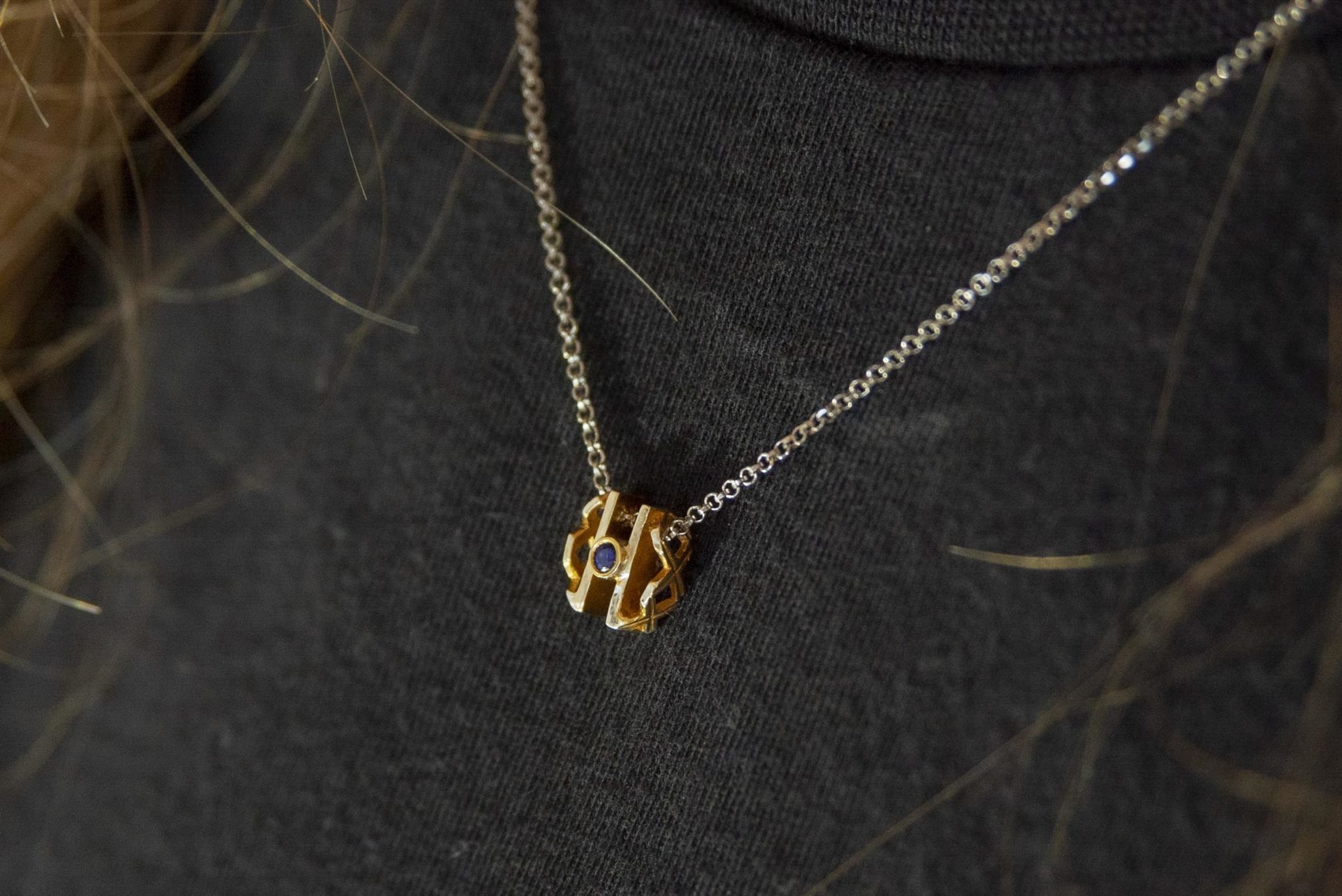 HYQS_Pendentif_Convergence_SaphirBleu HYQS pendentif convergence