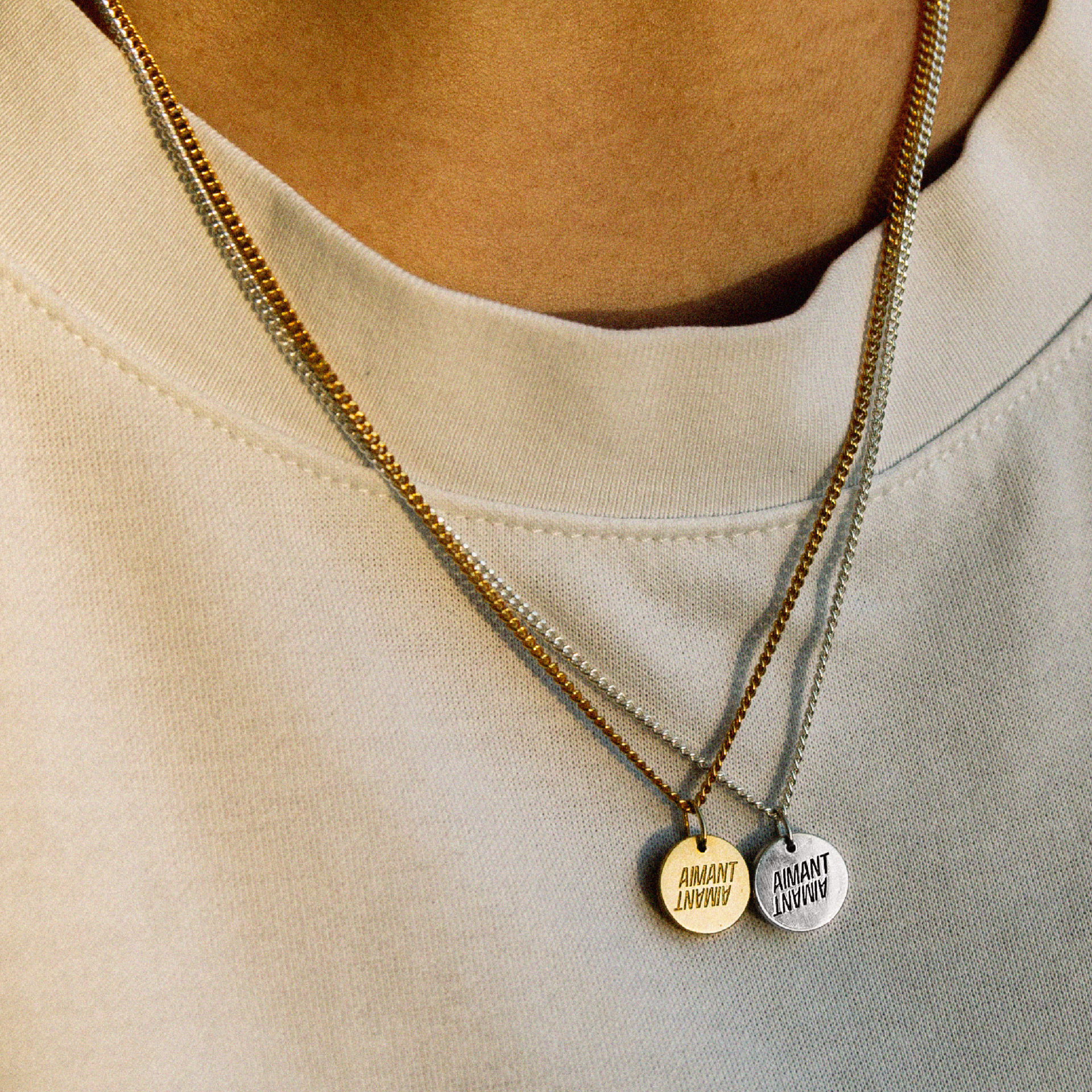 MAGNETIC_PENDANT_NECKLACE_8 Magnetic Pendant Necklace