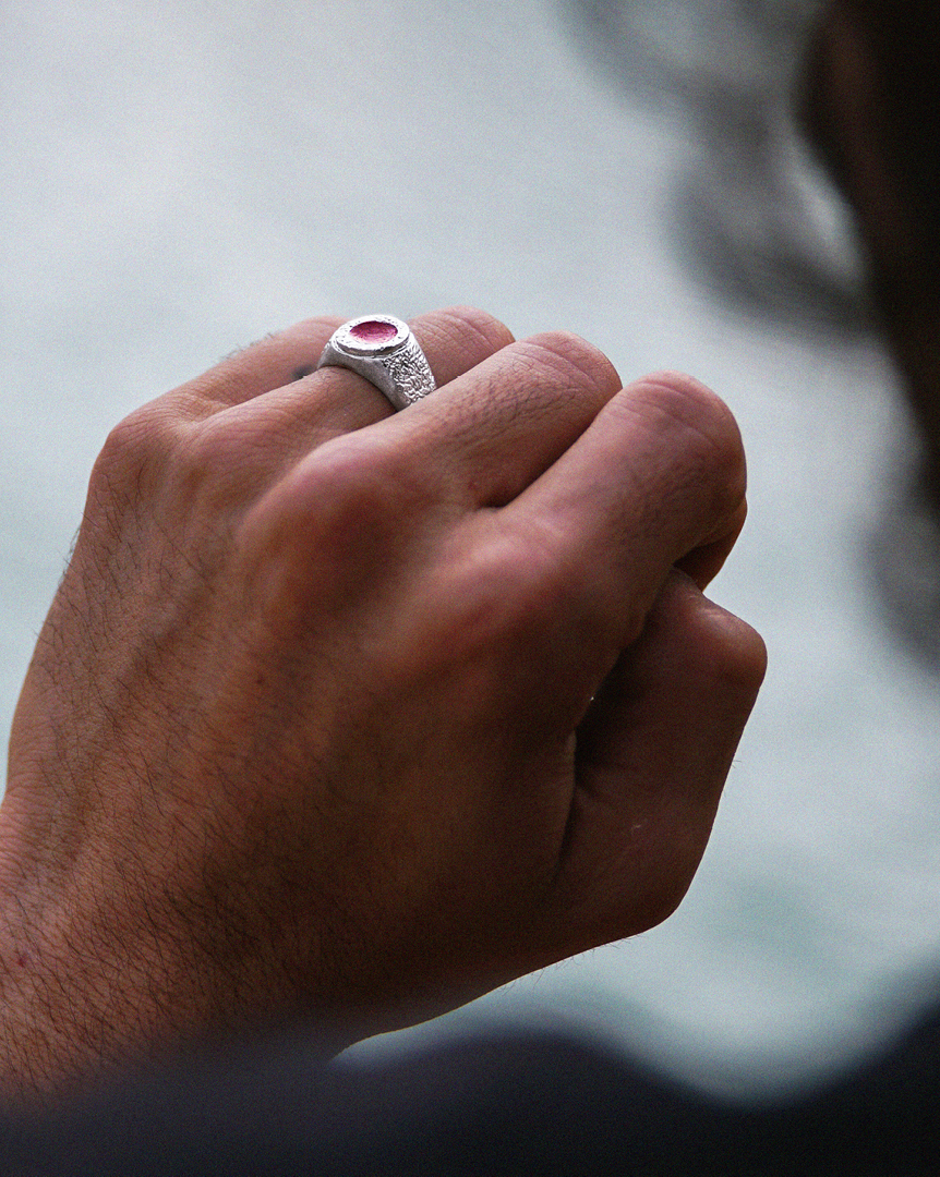 HYQS_BAGUE_ABYSSE_ARGENT_ROUGE_ERWAN