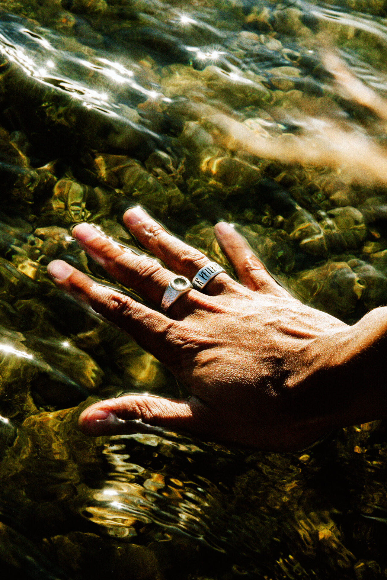 HYQS_KRISHNA_ABYSSE_AXLE_1 HYQS - BAGUE ABYSSE