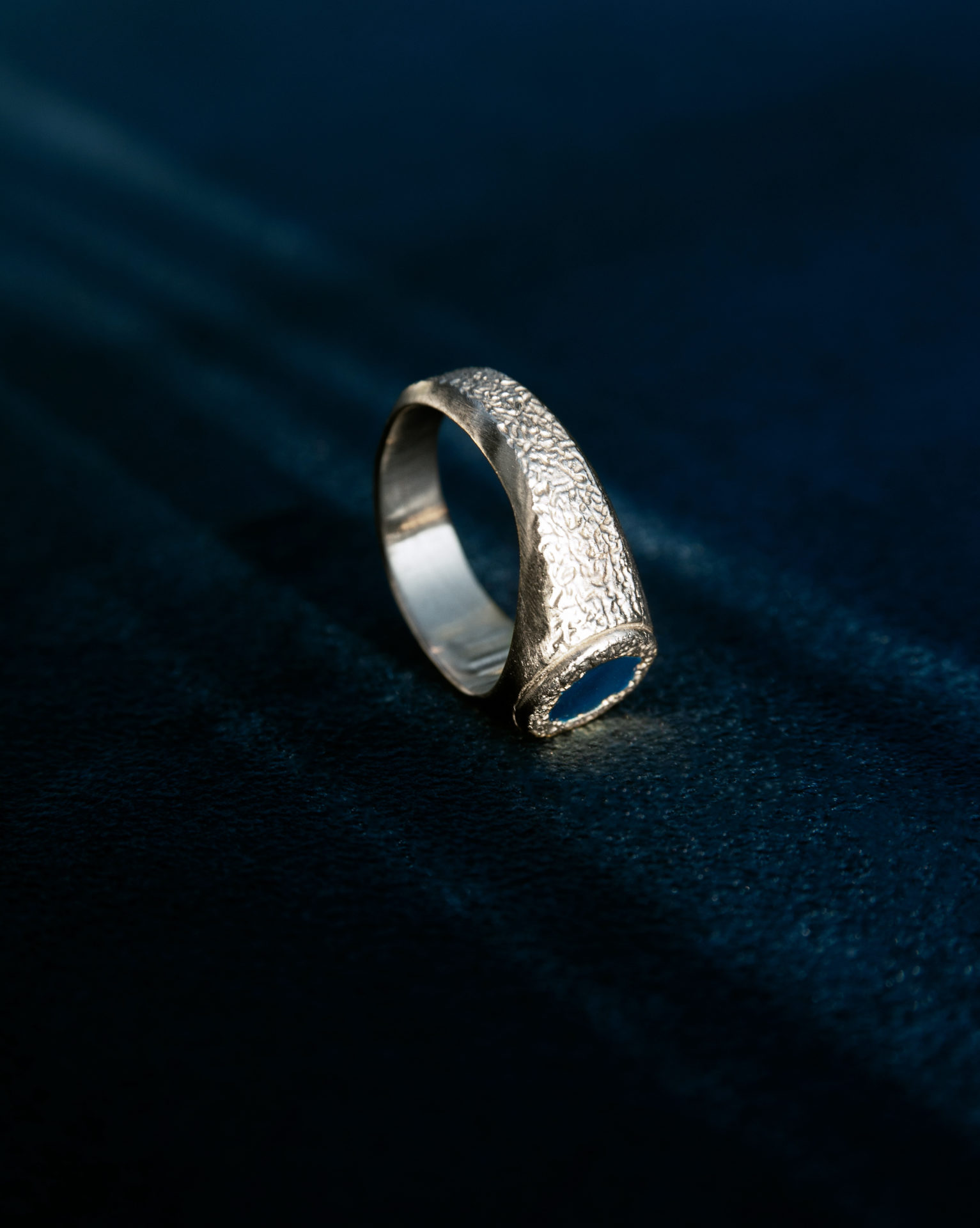 HYQS_ABYSSE_ARGENT_BLEU HYQS ABYSSE