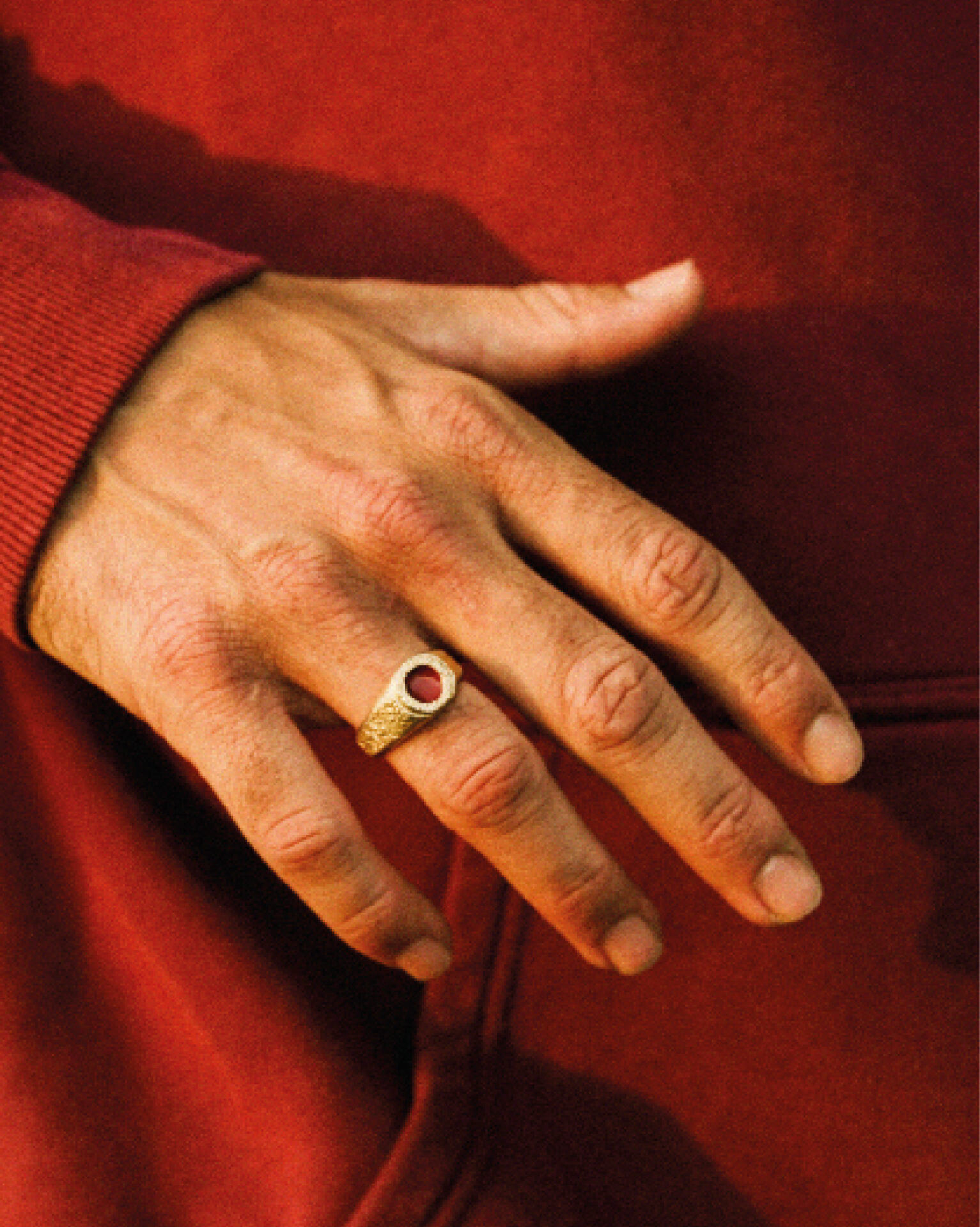 HYQS_BAGUE_ABYSSE_OR_ROUGE_2 HYQS BAGUE ABYSSE