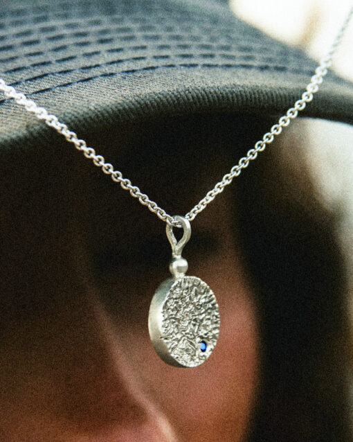 HYQS - PENDENTIF ABYSSE - SAPHIR BLEU